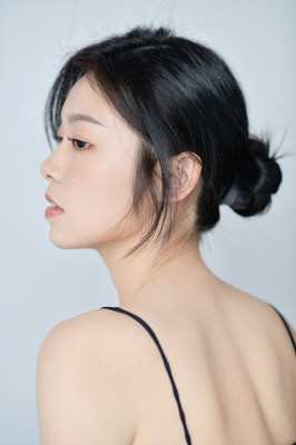 清透写真·客片记｜一场落在肌肤与光影之间的轻盈叙事